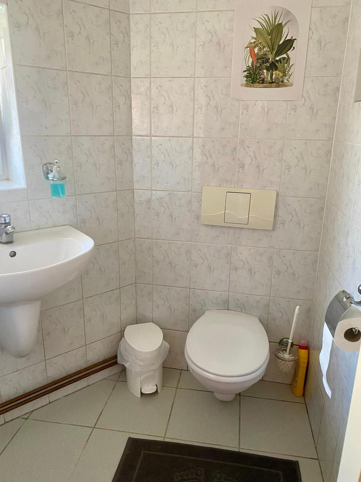 3-Bedroom Apartment In Rajhrad, With Kitchen, 2 Bathrooms, Parking Exterior foto